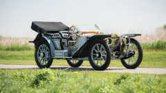 1910 American Underslung Traveler Toy Tonneau