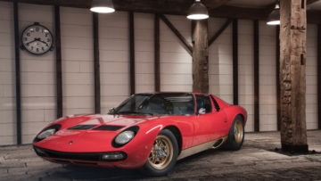 Red 1971 Lamborghini Miura P400 SV by Bertone