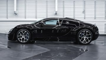 2013 Bugatti Veyron 16.4 Grand Sport Vitesse Dmitriy Bruss ©2019 Courtesy of RM Sotheby's