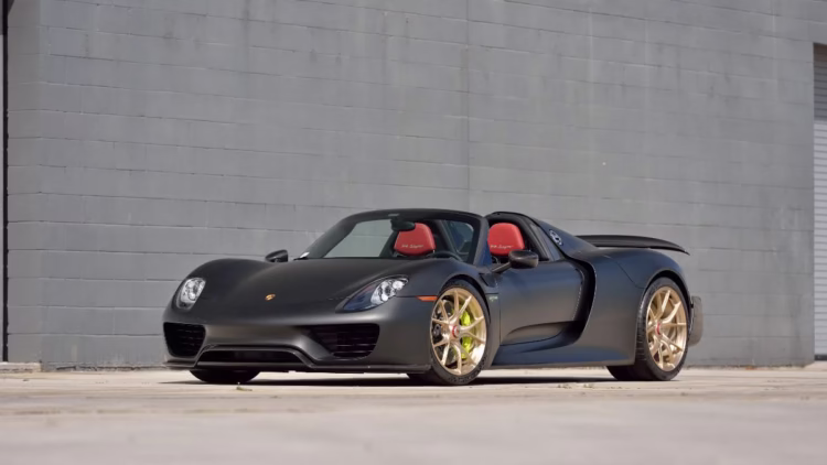 Model record 2015 Porsche 918 Spyder Weissach