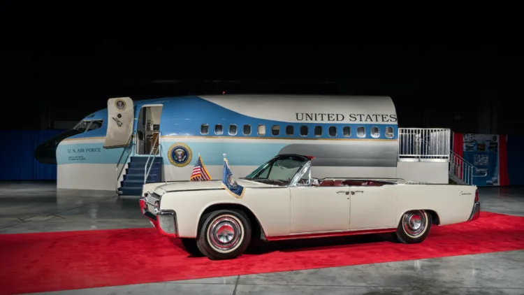 JFK 1963 Lincoln Continental Convertible Sedan and Air Force One on offer at Bonhams New York 2020