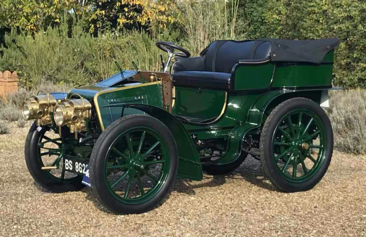 1901 Panhard-Levassor Type A2 7HP Twin-Cylinder Rear-Entrance Tonneau