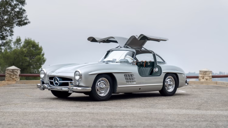 Sliver open doors 1957 Mercedes-Benz 300 SL Gullwing on offer in Gooding Geared Online October 2020 Sale