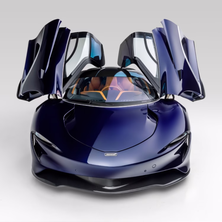 2020 McLaren Speedtail open doors