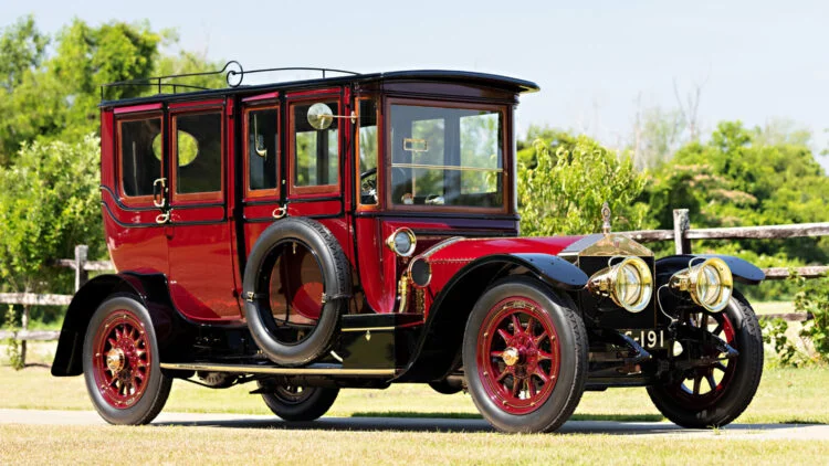 1910 Rolls-Royce 40/50 HP Silver Ghost Pullman Limousine on sale in the Gooding Pebble Beach classic car auction 2021