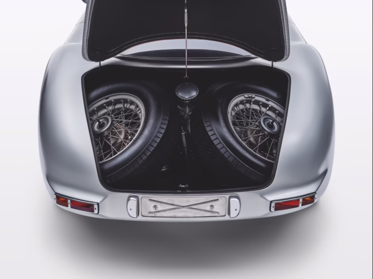 Boot spare wheels of the 1955 Mercedes-Benz 300 SLR Uhlenhaut Coupé