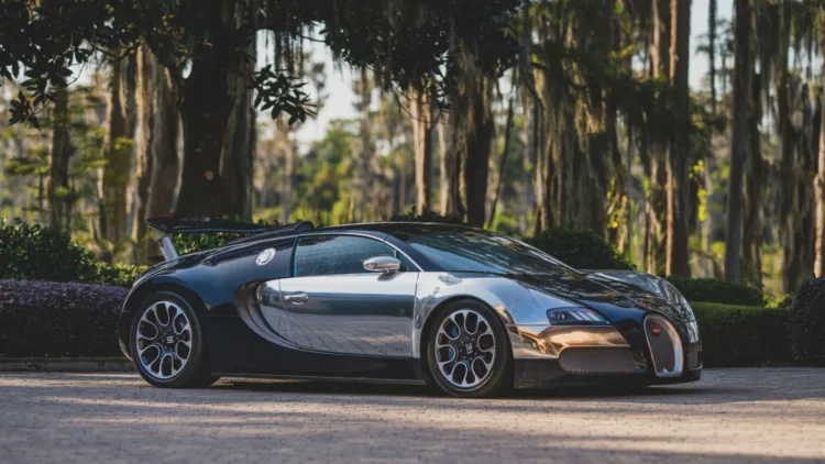 The 2010 Bugatti Veyron 16.4 Grand Sport "Sang Blue" achieved $3,085,000