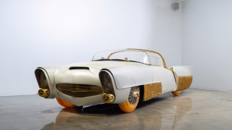 A 1953 Golden Sahara II custom show car sold for $1,265,000 to top the sales results at the Mecum Chicago 2025 auction of Larry Klairmont autombilia.
