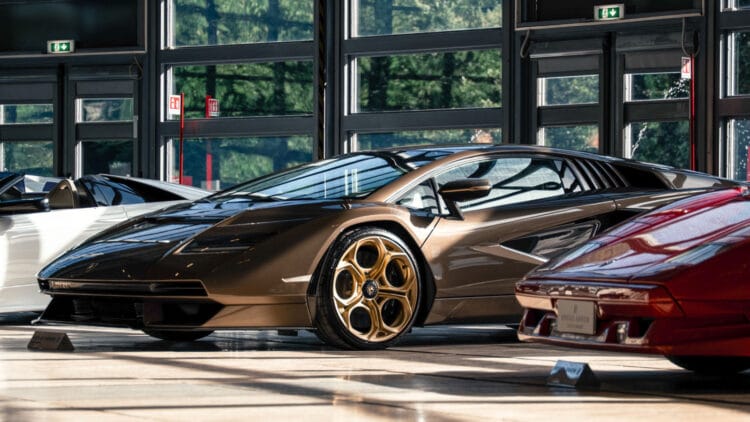 2022 Lamborghini Countach LPI 800-4 at the Broad Arrow Villa d'Este 2026 classic car auction in Italy